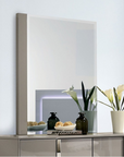 Sinistra Contemporary 4-Piece Bedroom Set