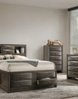 Zosimo Classic 4-Piece Bedroom Set with Storage